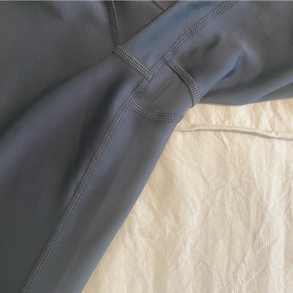 Alo high-waist Airlift Legging. XS (2-4), Anthracite (grey) - Picture 7 of 7